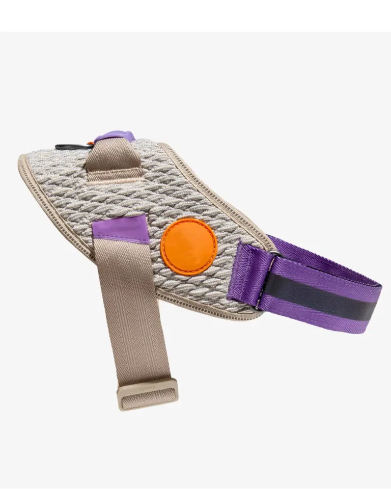 Side view of the FeatherWeight Frenchie Harness With Handle